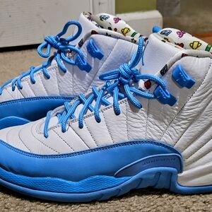 Nike AIR JORDAN 12 RETRO EMOJI